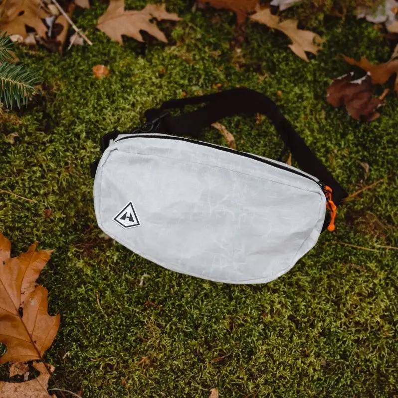 Hyperlite Mountain Gear Vice Versa Fanny Pack – 1.3L Chest Or Hip Carry Pouch For Minimalist Kit Organization 1