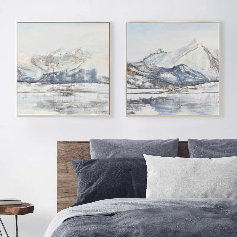 Two-Piece Polar Animal Print Decorative Set 1